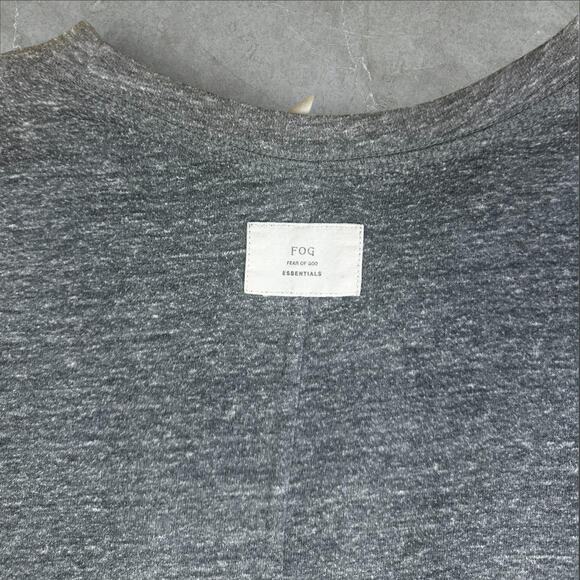 Essentials by Fear of God extended length tee Collection 2 - Picture 4 of 4